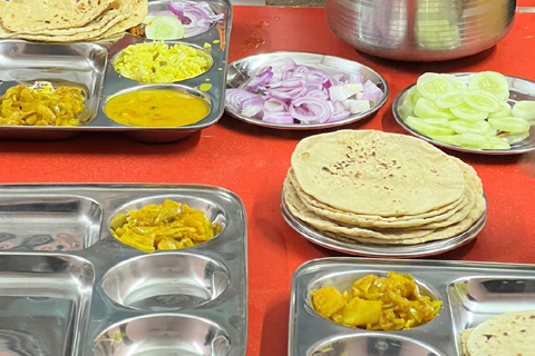 Food and Accommodation of Vyas Yoga School Rishikesh