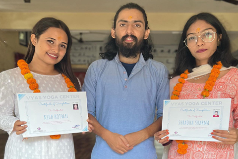 Certificate of Vyas Yoga School